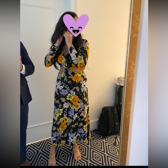 ASSI DRESS - AFRM - Picture 5 of 5